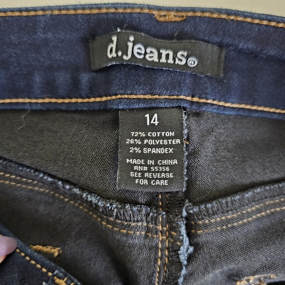 d. jeans Women's High-Waisted Ankle Jeans - Picture 7 of 7